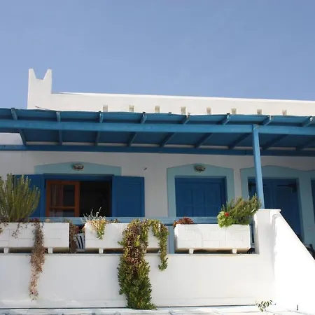 Karabatsis Guest house 2*