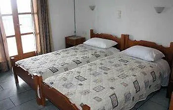 Karabatsis 2* Naxos City